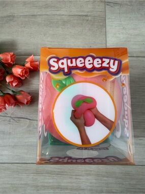 Sunny Days Jumbo Squeeezy  viral PEACH Squishy Sensory Stress
Relief Toy